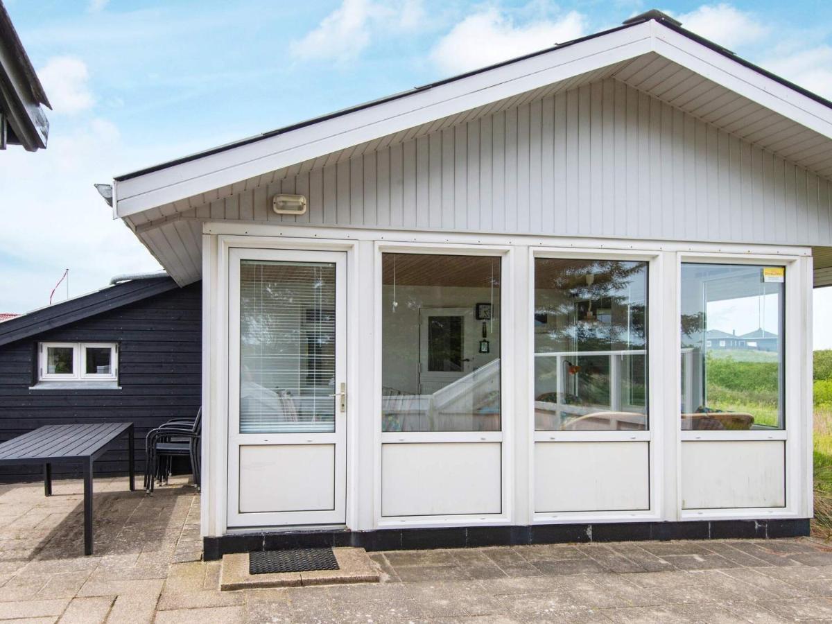 6 Person Holiday Home In R M Bolilmark エクステリア 写真