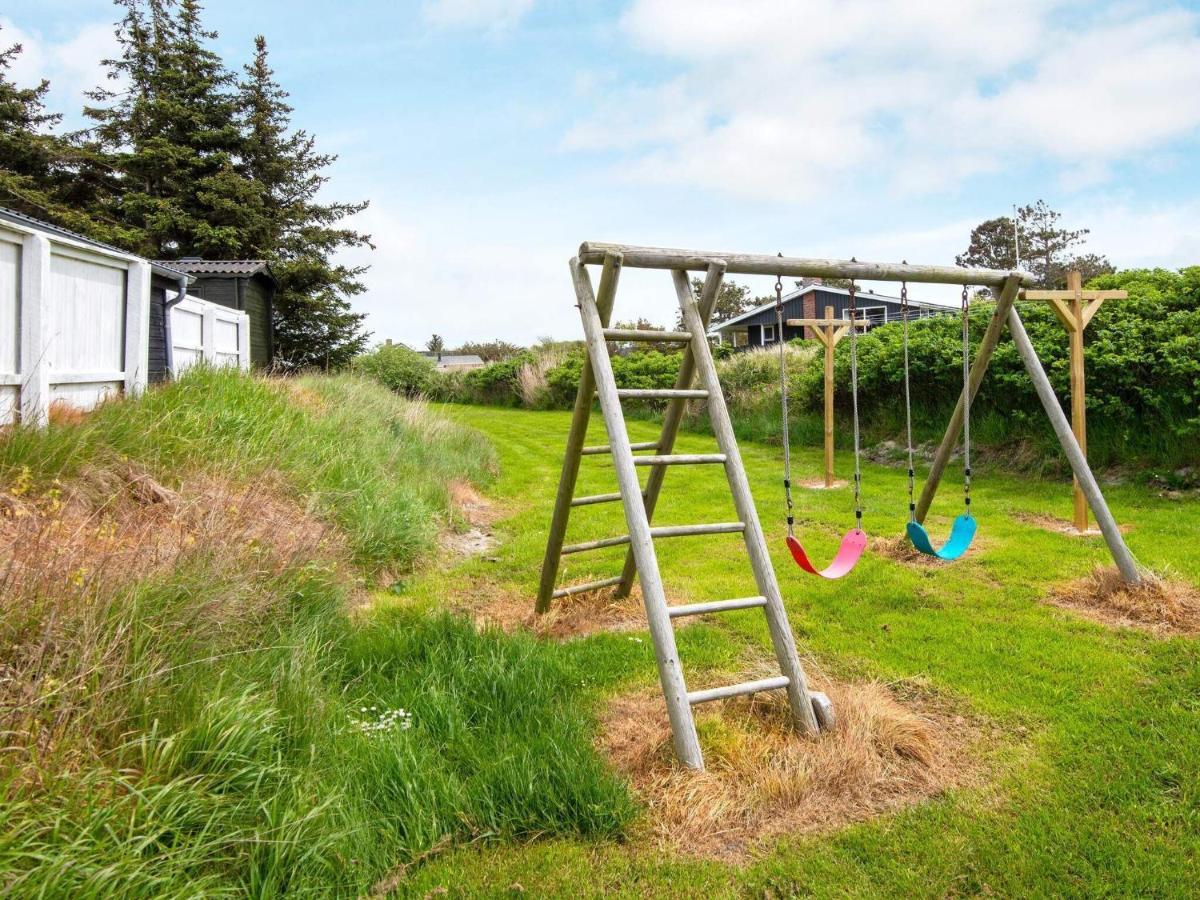 6 Person Holiday Home In R M Bolilmark エクステリア 写真