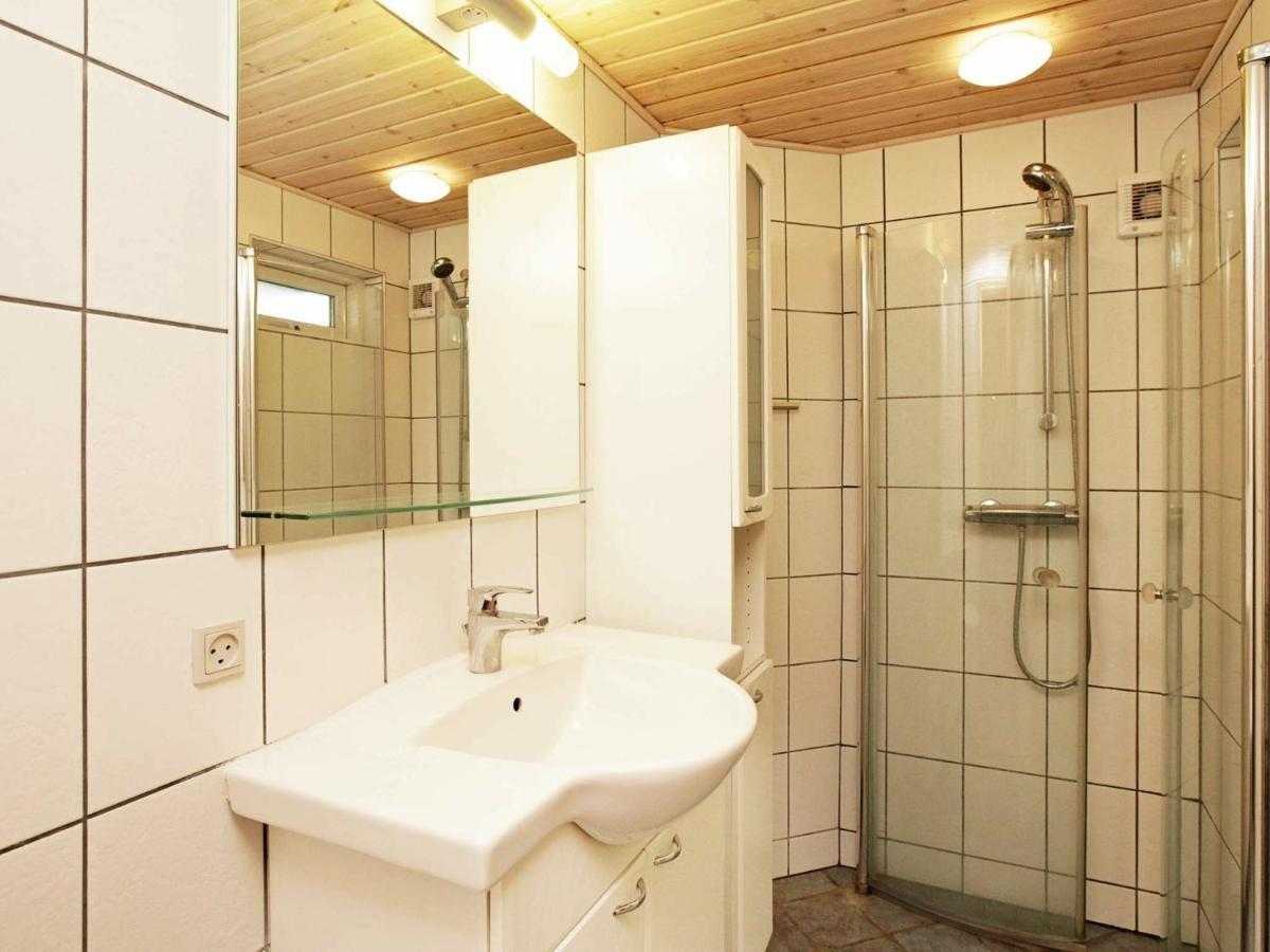 6 Person Holiday Home In R M Bolilmark エクステリア 写真